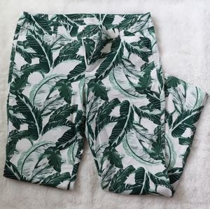 Old Navy mid-rise pixie leaf pants